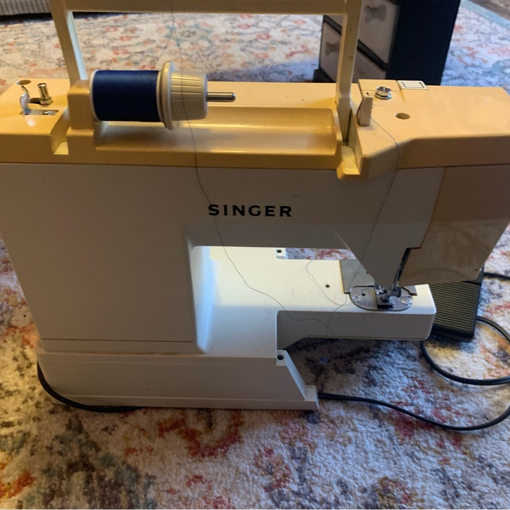 Singer sewing machine